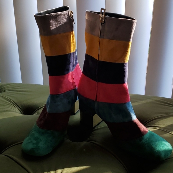 Roger Vivier Striped Podium Ankle Boots - Picture 11 of 12